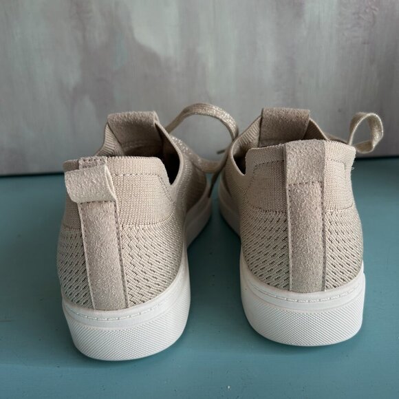 NWT White Mountain Uncut Slip On Sneakers Taupe Fabric Mid Top Size 7.5 Comfort - Picture 8 of 13